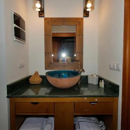Eco Stone - Shared Pool In Bitez Sleeps 4 * بودروم