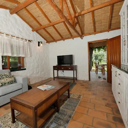 بيت للعطل Eco Stone - Shared Pool In Bitez Sleeps 4 بودروم